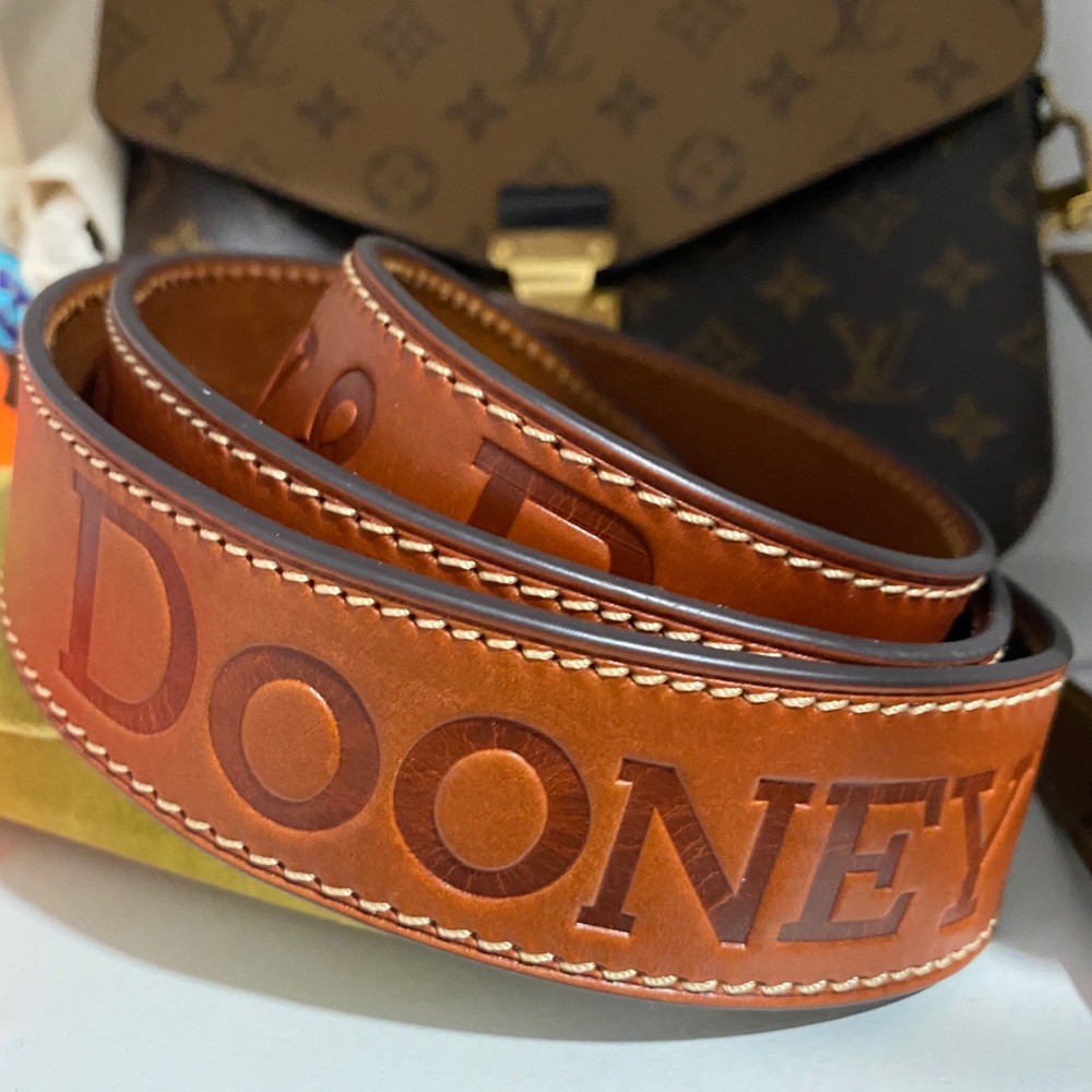 Dooney guitar strap